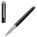 This black hugo boss rollerball features stainless steel trims.