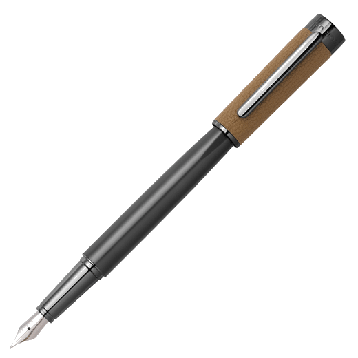 This Hugo Boss Corium Chrome Fountain Pen Camel is made with brass that has a gunmetal finish.