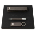 This grey pen set has been designed by hugo boss.