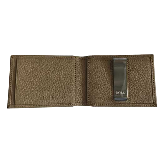 This Hugo Boss light brown Crosstown wallet comes with a metal detachable money clip on the inside.