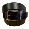 This reversible Hugo Boss belt features a smooth black leather strap on one side.