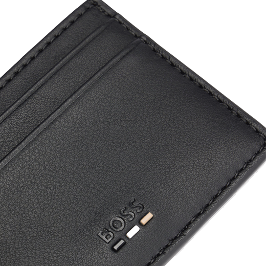 This Ray 4CC Faux Leather Card Holder by BOSS comes in a branded gift box.