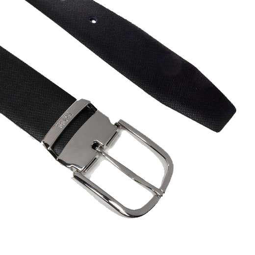 This Hugo Boss reversible leather belt comes with a textured leather strap.