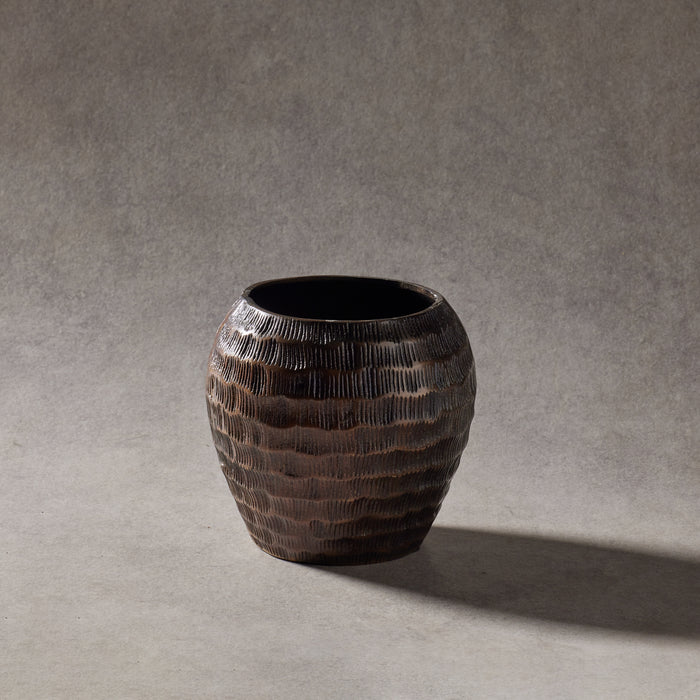 Denali Pot Oil Brass