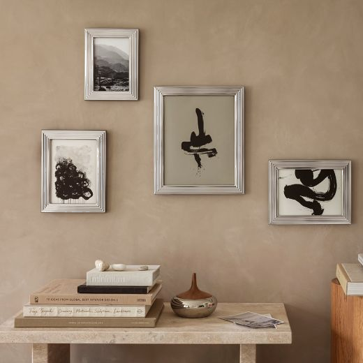 This Georg Jensen Bernadotte Medium Picture Frame 5x7" can be placed horizontally or vertically.