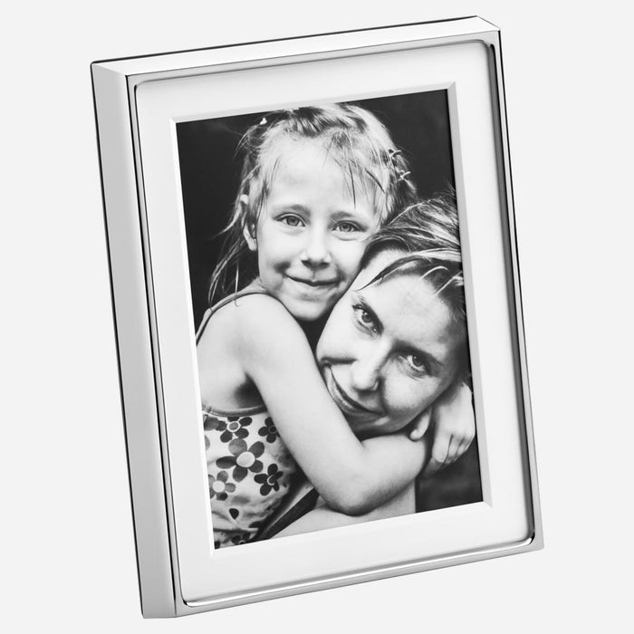Deco Photo Frame in Large from Georg Jensen.