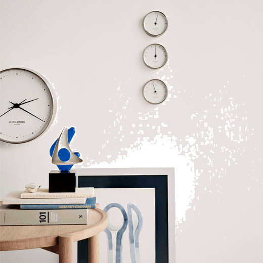 This Georg Jensen Koppel 10cm White Dial Thermometer has a minimalistic aesthetic and can be paired with other pieces from the range.