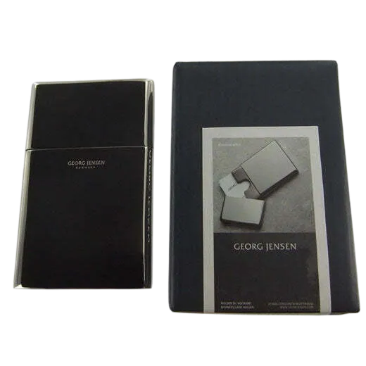This Georg Jensen card holder comes in its own bespoke gift box.