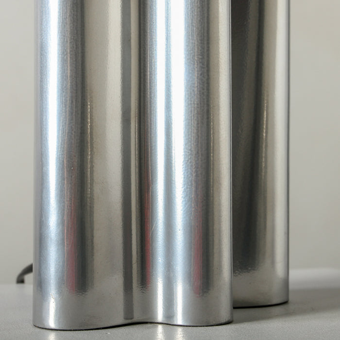 Gleam Table Lamp