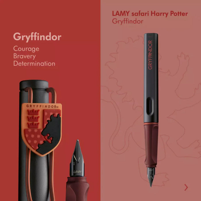The Gryffindor fountain pen in the Safari Special Edition Harry Potter Black Fountain Pen Set M.