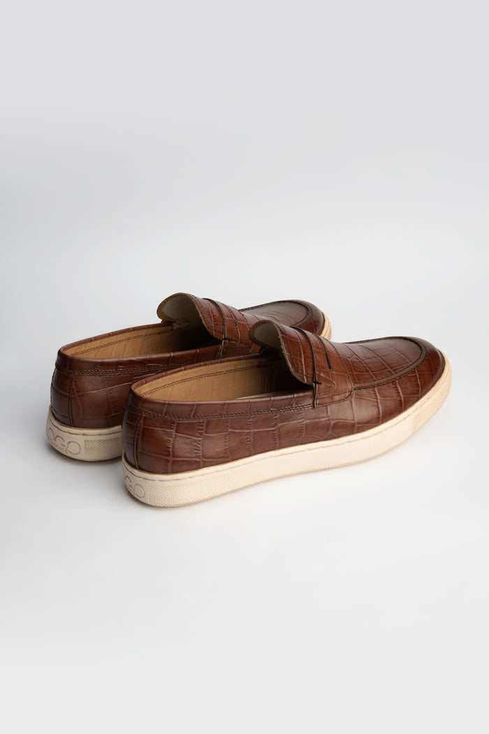 LOGO ESTIVO LOAFERS