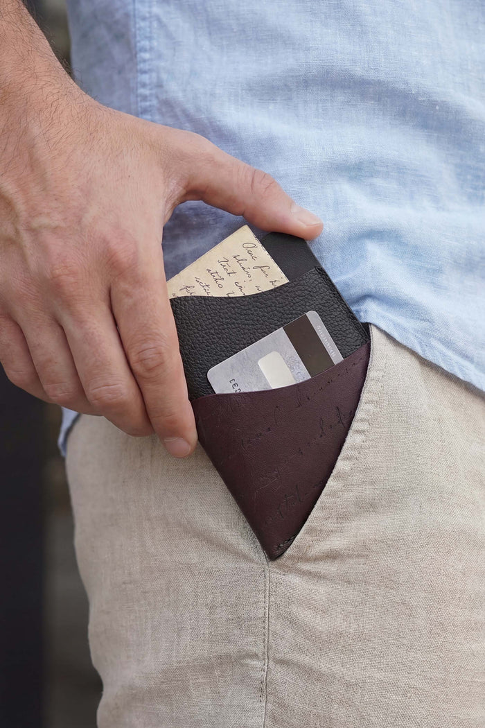 LOGO HIGHCRESTORE CARD HOLDER