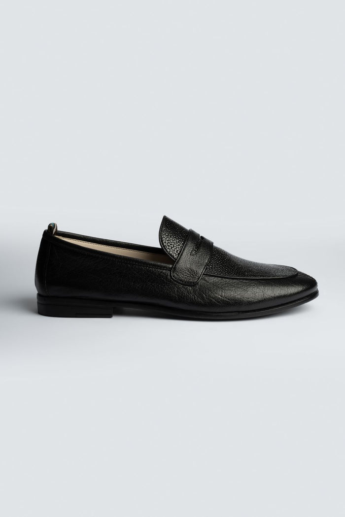 LOGO MONTREVIS LOAFERS