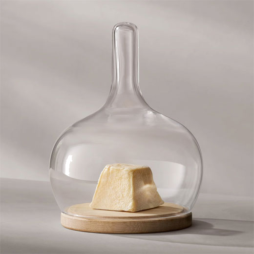 This LSA International Signature Cloche Small Dome with Oak Base is perfect for serving pastries.