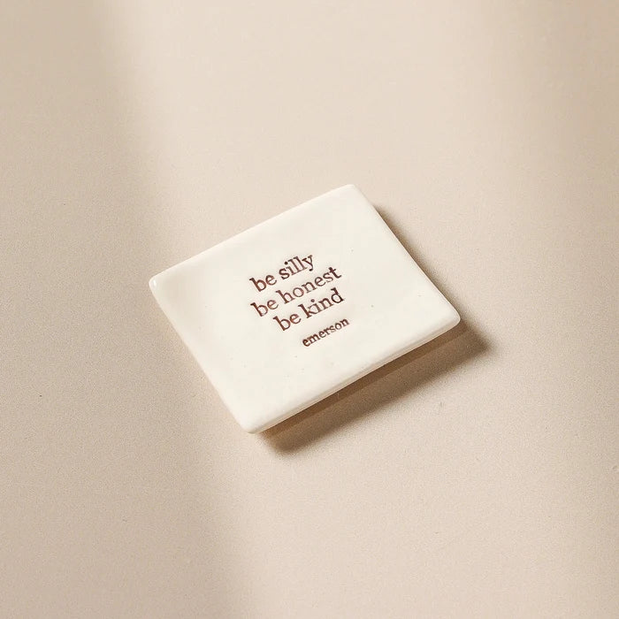 Magnet - silly - Few and Far - Gifts