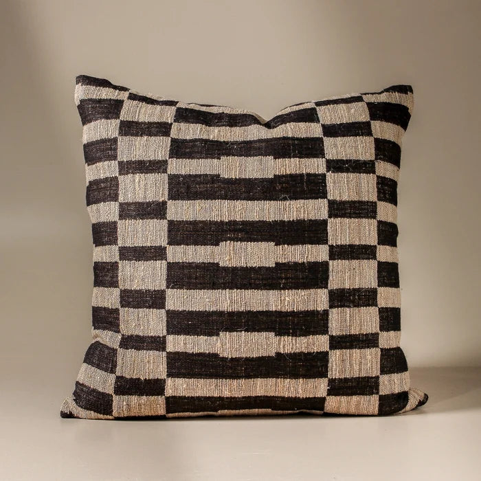 Mono Cushion