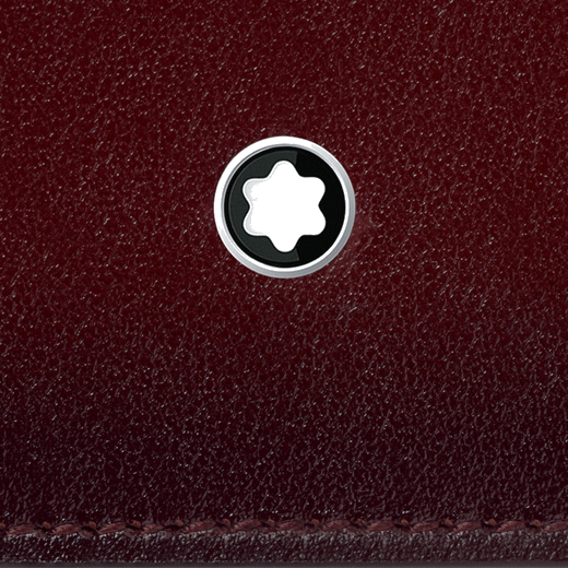 This Meisterstück 6CC Sfumato Card Holder Burgundy has been made in Italy and has a smooth coating on the leather to add shine.