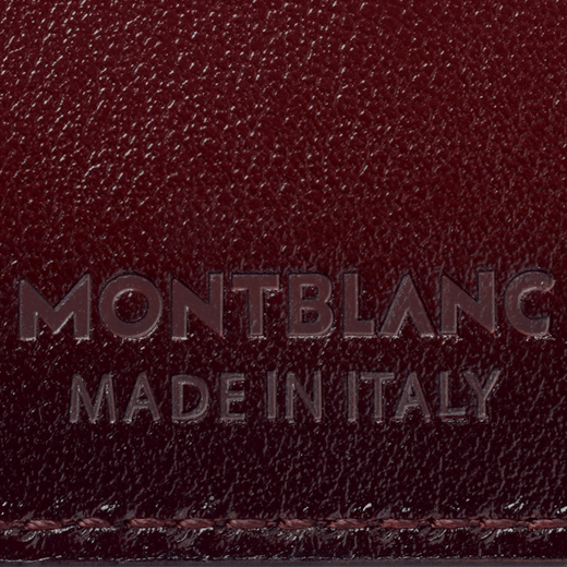 This Montblanc Meisterstück 6CC Sfumato Card Holder Burgundy will come in a branded gift box that can be personalised with a plaque if you wish.