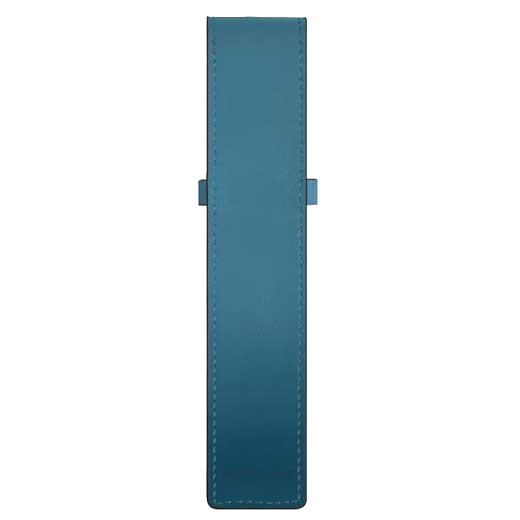 This Montblanc Meisterstück 1 Pen Pouch comes in a smooth smoky blue colour.