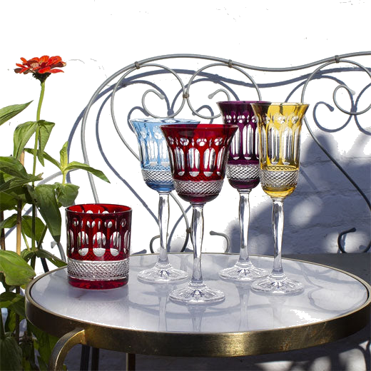 These Royal Scot Crystal 2 x 33l Ruby Red Large Tumblers feature as part of the Belgravia collection.