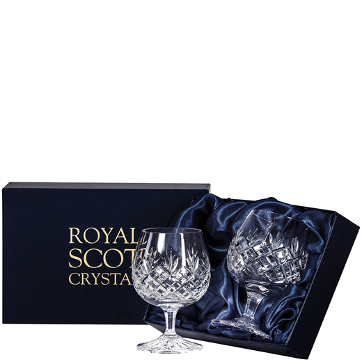 These Edinburgh 2 x 32cl Brandy Glasses have been designed by Royal Scot Crystal and will be presented inside a luxurious gift box.