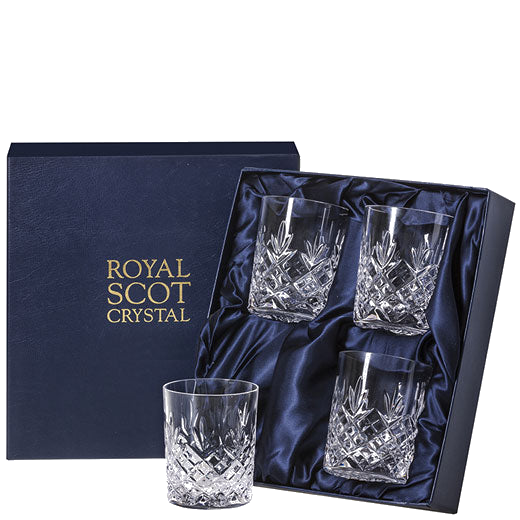 These Royal Scot Crystal Edinburgh 4 x 21cl Whisky Tumblers will be presented inside a luxurious gift box.