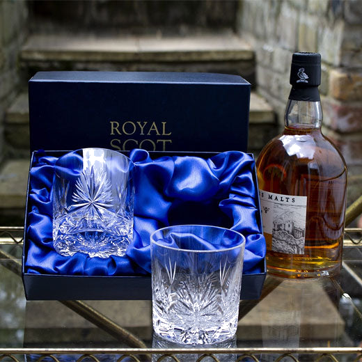 These Royal Scot Crystal Edinburgh Star 2 x 26cl Whisky Tumblers can be gift wrapped on the day of purchase.