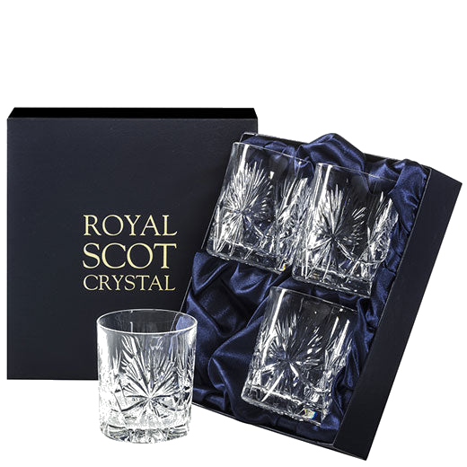 These Edinburgh Star 4 x 33cl Large Tumblers have been designed by Royal Scot Crystal.