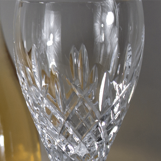 These London 2 x 30cl Wine Glasses by Royal Scot Crystal make a great gift.