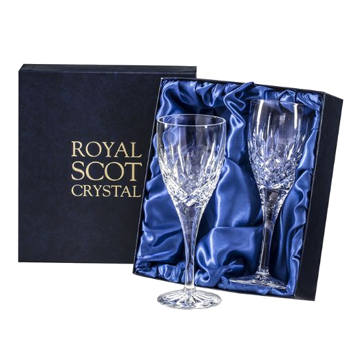 This Royal Scot Crystal London 2 x 32cl Large Wine Glasses comes in a presentation box that is lined with blue satin.