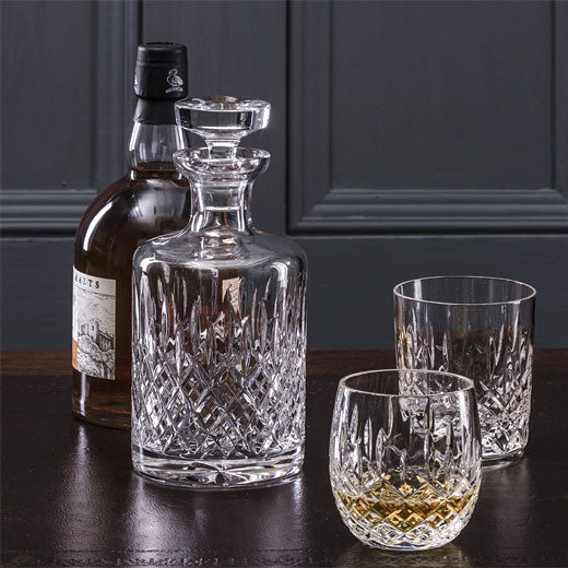 These Royal Scot Crystal London 4 x 25cl Barrel Tumblers will be presented inside a satin-lined gift box.