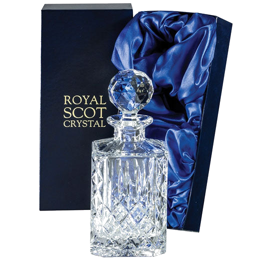 This London 80cl Square Spirit Decanter will be presented inside a bespoke Royal Scot Crystal gift box.