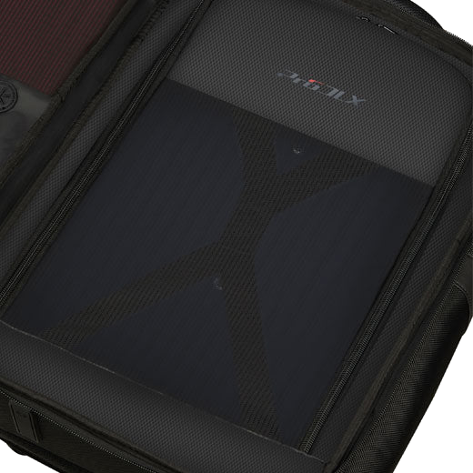 Keep your electronics and clothing stored safely in this Samsonite Pro-DLX 6 Underseater Backpack, 15.6" which is perfect as a cabin backpack.