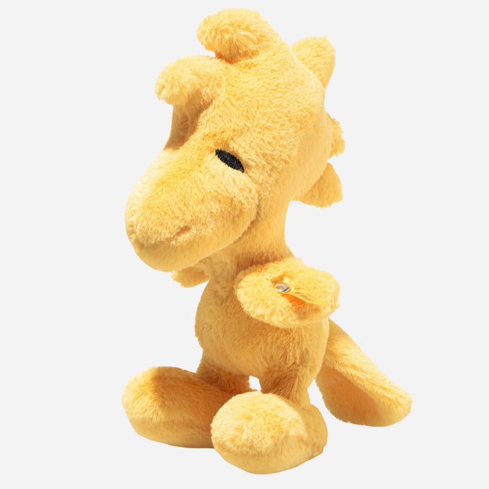 The 18 cm Yellow Woodstock by Steiff.