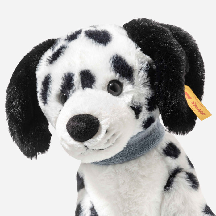 Close up of the 27 cm Oskar the Dalmatian.