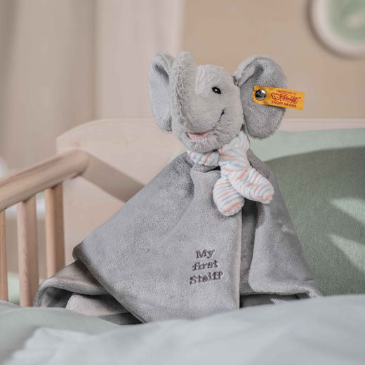 Steiff's My First Steiff Ellie the Elephant Comforter can be machine washed.