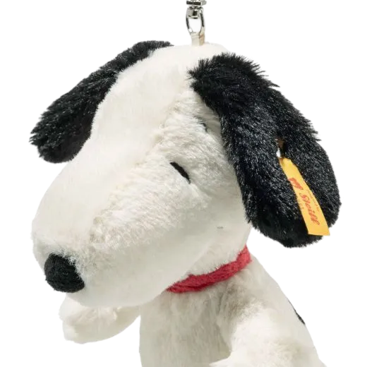 The Soft Pendant Snoopy, 15 cm has embroidered safety eyes, and a clip so you can take him with you wherever you go.
