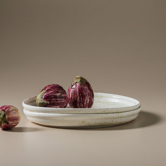 Suiki Dinner Plate - Few and Far - Dinnerware