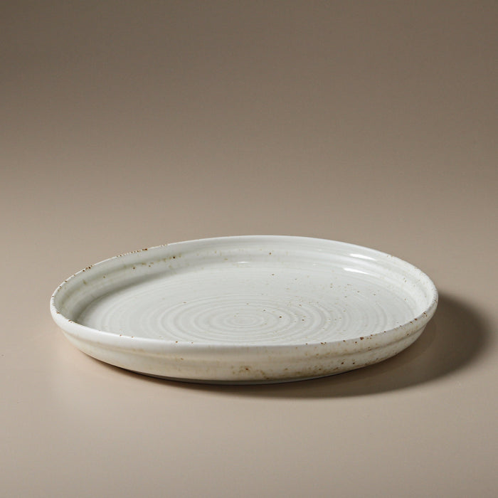 Suiki Dinner Plate - Few and Far - Dinnerware